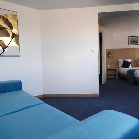 Hotel Du Golf Coignières Екстериор снимка