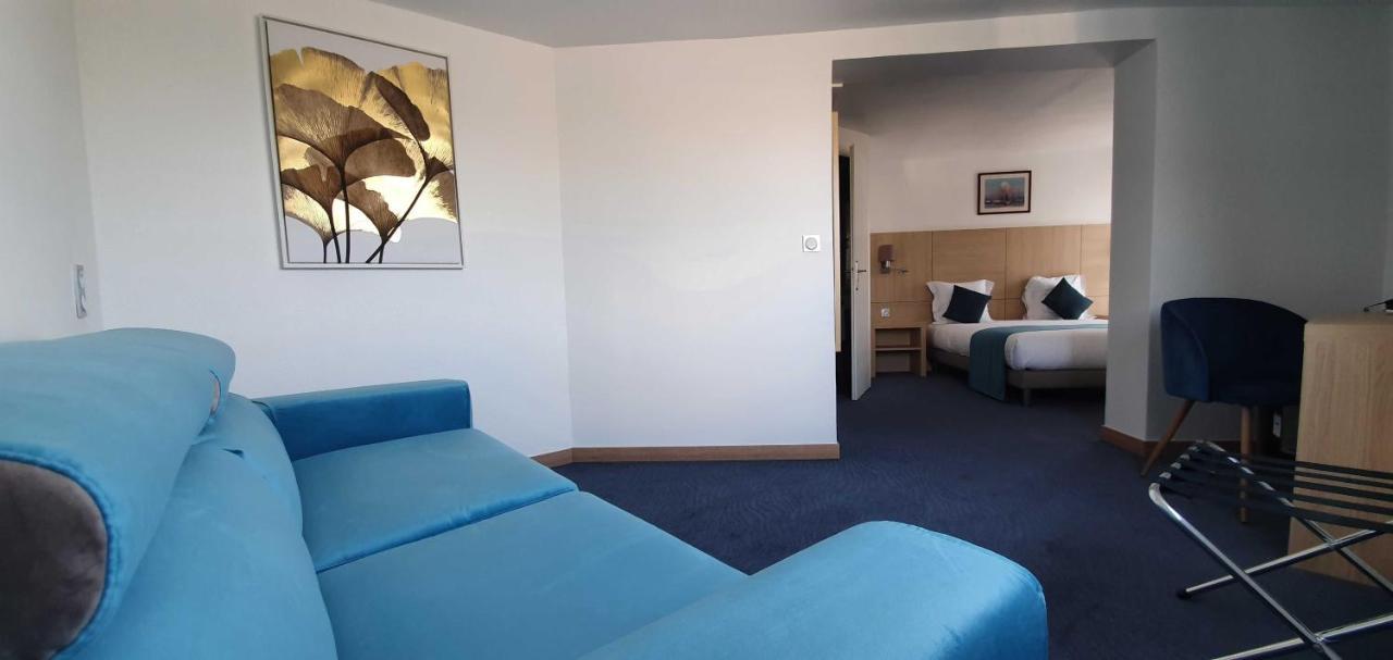 Hotel Du Golf Coignières Екстериор снимка