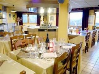 Hotel Du Golf Coignières Екстериор снимка