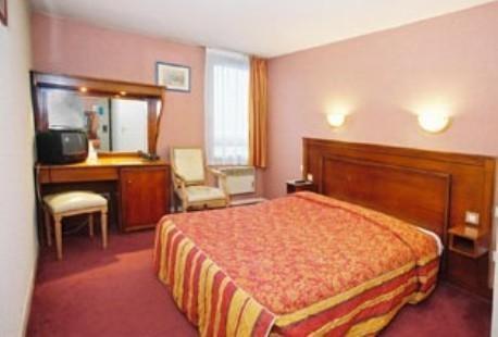 Hotel Du Golf Coignières Стая снимка