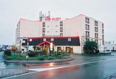 Hotel Du Golf Coignières Екстериор снимка